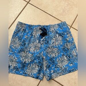 New without tags Lilly Pulitzer men’s swim trunks southern tide size large